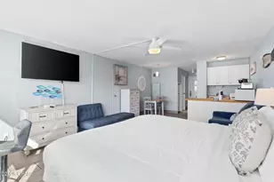 8817 S Thomas Dr, Panama City, FL 32408 - Photo 6