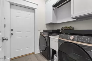 407 Petrel St, Panama City Beach, FL 32413 - Photo 22