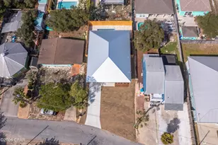 21604 Dolphin Ave, Panama City Beach, FL 32413 - Photo 42