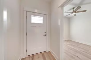 21604 Dolphin Ave, Panama City Beach, FL 32413 - Photo 8