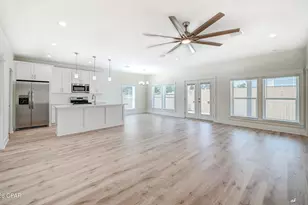 21604 Dolphin Ave, Panama City Beach, FL 32413 - Photo 10