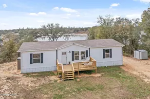 2934 Shoreline Dr, Chipley, FL 32428 - Photo 1