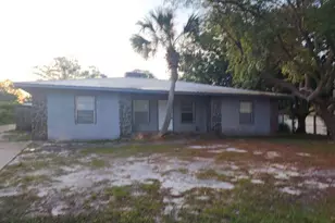 2917 Allison Ave, Panama City Beach, FL 32408 - Photo 1