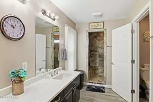 11908 Owenwood Rd, Fountain, FL 32438 - Photo 38