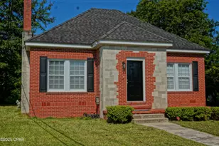 2935 Russ St, Marianna, FL 32446 - Photo 2