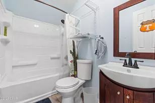 3878 Earlston Rd, Graceville, FL 32440 - Photo 40