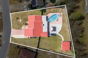 126 Derby Woods Dr, Lynn Haven, FL 32444 - Photo 2