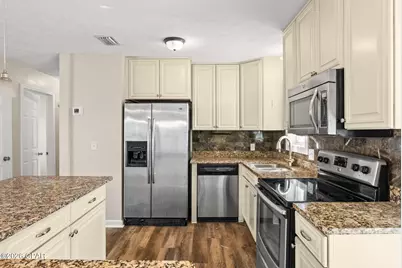 2004 Greenbriar Boulevard, Lynn Haven, FL 32444 - Photo 10