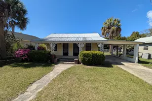 735 Sheffield Ave, Panama City, FL 32401 - Photo 2