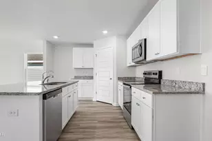 4029 Zinnia Dr, Chipley, FL 32428 - Photo 4