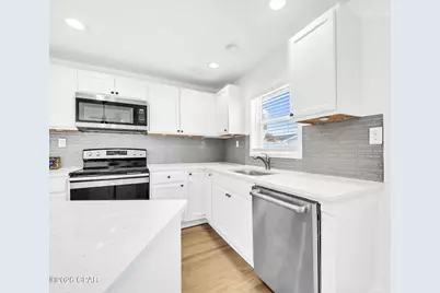 114 S Vestavia Street, Panama City Beach, FL 32413 - Photo 6