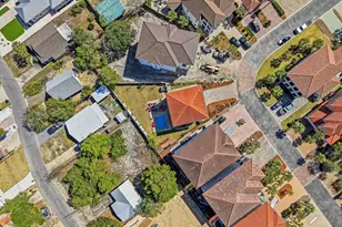 241 La Valencia Cir, Panama City Beach, FL 32413 - Photo 50