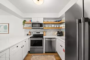 17620 Front Beach Rd, Panama City Beach, FL 32413 - Photo 10