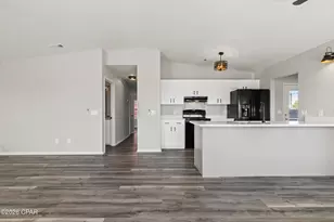 1849 Lake Ave, Panama City, FL 32405 - Photo 4