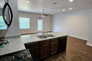 5916 Callaway Cir, Panama City, FL 32404 - Photo 8