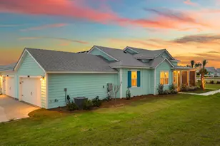 8964 Parrot Pl, Panama City Beach, FL 32413 - Photo 2