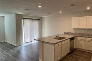 5584 Lexa Ln, Panama City, FL 32404 - Photo 4