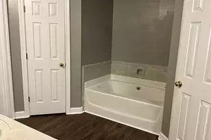 22 10 Lake Dr, Defuniak Springs, FL 32433 - Photo 14