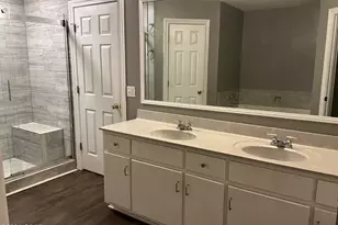 22 10 Lake Dr, Defuniak Springs, FL 32433 - Photo 12