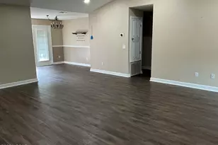 22 10 Lake Dr, Defuniak Springs, FL 32433 - Photo 4