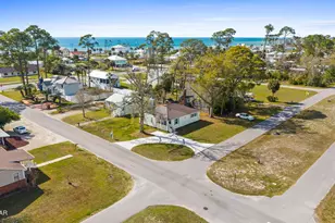 209 Sixteenth St, Port Saint Joe, FL 32456 - Photo 40