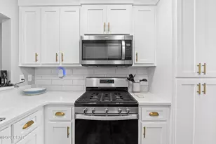 209 Sixteenth St, Port Saint Joe, FL 32456 - Photo 10