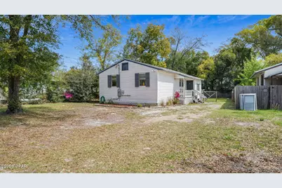808 1/2 Mulberry Avenue, Panama City, FL 32401 - Photo 2