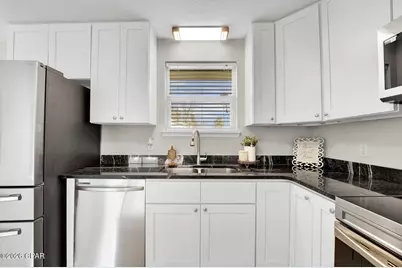 9410 Pembrook Place, Panama City, FL 32404 - Photo 10