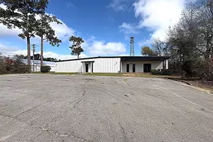 3956 Old Cottondale Rd, Marianna, FL 32448 - Photo 1