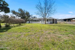 1135 N Bay Dr, Lynn Haven, FL 32444 - Photo 8