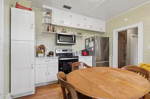 917 Grace Ave, Panama City, FL 32401 - Photo 8