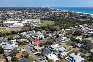 208 Poinsettia Dr, Panama City Beach, FL 32413 - Photo 36