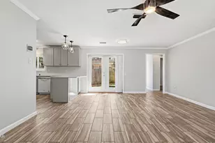 208 Poinsettia Dr, Panama City Beach, FL 32413 - Photo 6