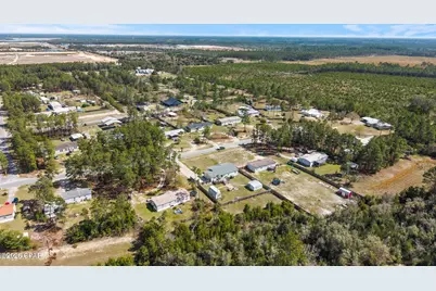 13121 E White Western Springs Road, Southport, FL 32409 - Photo 2