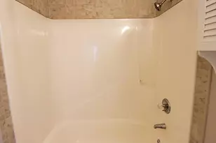 1022 Bradley Cir, Lynn Haven, FL 32444 - Photo 8