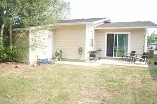1022 Bradley Cir, Lynn Haven, FL 32444 - Photo 18