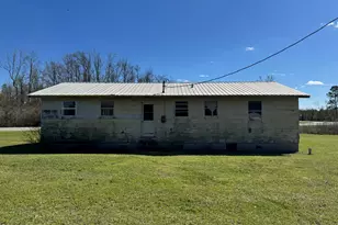 2808 Kynesville Rd, Cottondale, FL 32431 - Photo 2