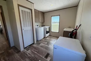 6435 Butler Rd, Grand Ridge, FL 32442 - Photo 22