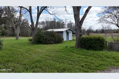 6775 U.S. Hwy 90, Grand Ridge, FL 32442 - Photo 68
