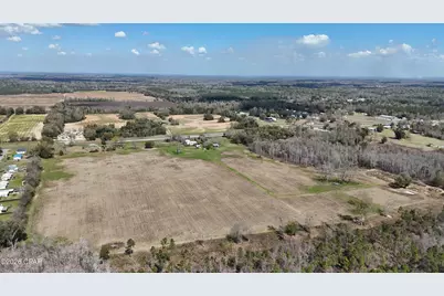 6775 U.S. Hwy 90, Grand Ridge, FL 32442 - Photo 32