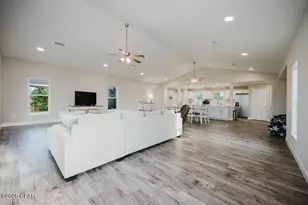 6905 Hugh Dr, Panama City, FL 32404 - Photo 22