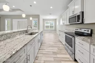 305 Evergreen St, Panama City Beach, FL 32407 - Photo 8