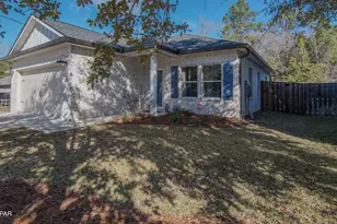 9 Laurel Oaks Dr, Freeport, FL 32439 - Photo 2