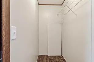 1884 Bayview Ln, Cottondale, FL 32431 - Photo 16