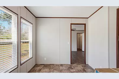 1884 Bayview Lane, Cottondale, FL 32431 - Photo 8