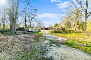 3957 Hwy 2, Graceville, FL 32440 - Photo 2