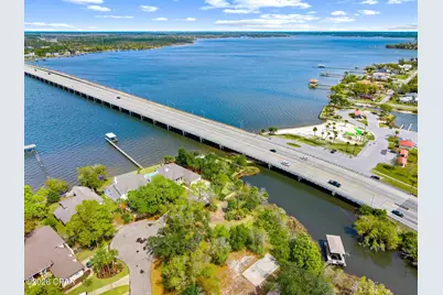 201 Harbour Pointe Drive, Lynn Haven, FL 32444 - Photo 16