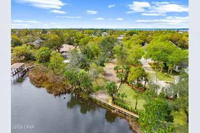 201 Harbour Pointe Drive, Lynn Haven, FL 32444 - Photo 10