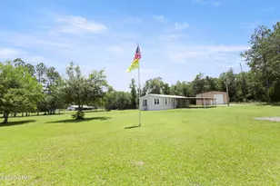 2089 Condry Ln, Caryville, FL 32427 - Photo 30