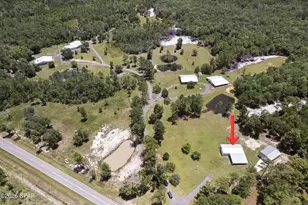 2089 Condry Ln, Caryville, FL 32427 - Photo 6